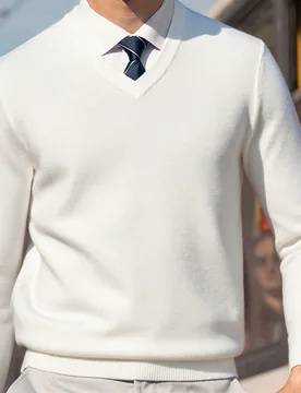 Jersey de cuello en V de unicolor para hombre de ALTZTAR, capa base casual y cómoda para primavera y otoño - Shein - FashionsVida