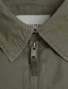 Cazadora de hombre con cuello clásico con cierre de cremallera - Scalpers - FashionsVida