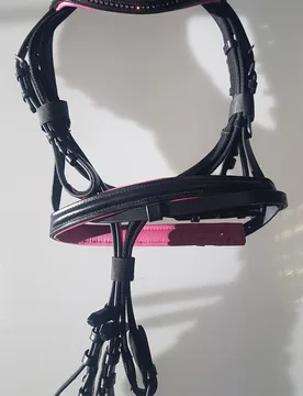 Manski Trense Bilbo schwarz/pink unterlegt PONY - Reitsport Manski - FashionsVida