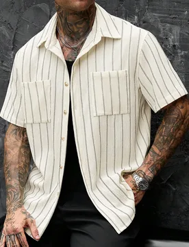 Camisa casual de manga corta con rayas, un solo pecho y bolsillo para hombre - Shein - FashionsVida