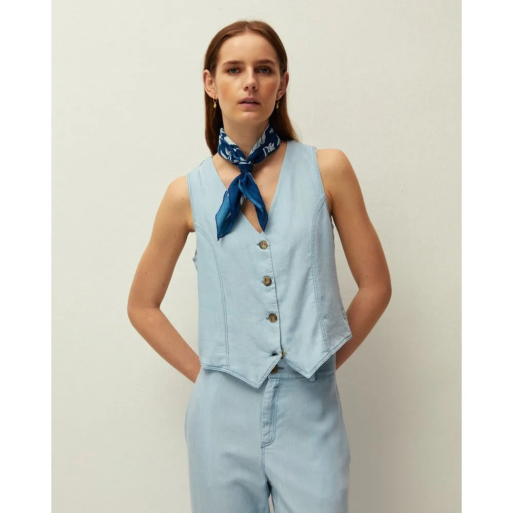 Chaleco de mujer de tencel con efecto denim y escote en pico - System Action - FashionsVida