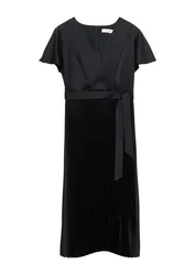 Kleid female