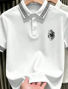 Camisa Polo de Manga Corta Blanca de Moda Clásica Casual para Hombres con Estampado de Corona y León, Formal - Shein - FashionsVida