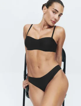 Body Invisibles™ Wired Multiway Strapless Bra (A-E) Black female - Body by M&S - FashionsVida