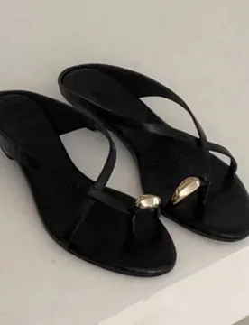 Sandalias de dedo con tacón bajo de diseño de nicho, nuevas para el verano 2025, versátiles, de punta abierta, para exteriores, para mujer - Shein - FashionsVida