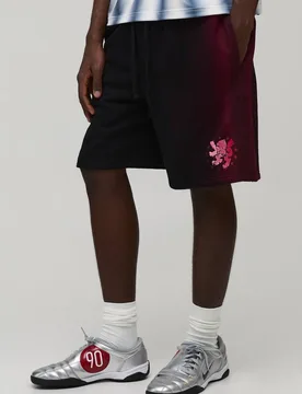 Herren Weite Passform Sprühgewaschene Jersey-Shorts Black Größe XL - boohooMAN - FashionsVida