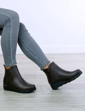 Women's Low Wedge Heel Chelsea Comfort Ankle Boots in Brown Size: 4 - Brown - Size: 4 - Ajvani - FashionsVida