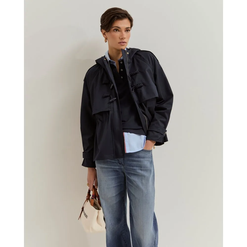 Parka de mujer corta con capucha - Lion of Porches - FashionsVida