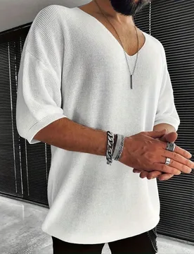Jersey de cuello en V suelto con hombros caídos y manga corta para hombre - Shein - FashionsVida