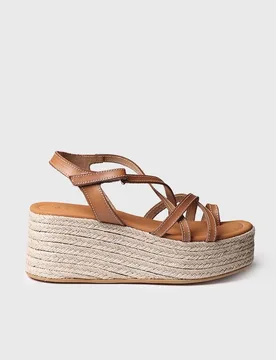 Sandalias de plataforma de mujer de piel con cierre adherente - Toni Pons - FashionsVida