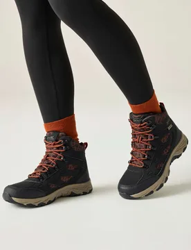 Vendora Animal Waterproof Walking Boots Black female - Regatta - FashionsVida