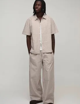 Men's Stripe Poplin Oversized Shirt & Baggy Trouser Set Taupe Size Medium Taupe M - boohooMAN - FashionsVida