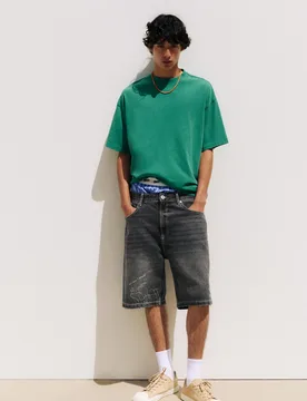 Embroidered Baggy Denim Bermuda Shorts (Size: ) - Pull&bear - FashionsVida