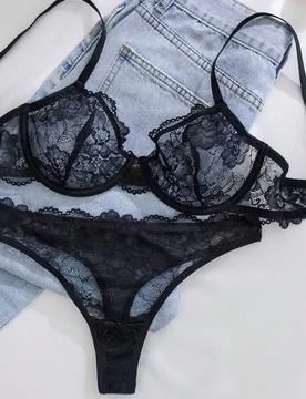 Set de lencería de mujer de unicolor con encaje, sujetador sin aros y bragas cómodas, conjunto de dos piezas, uso diario - Shein - FashionsVida