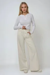 Womens Crew Neck Long Sleeve Wffle T-Shirt - Off-White