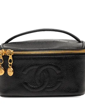 CC Caviar Vanity Bag - Chanel - FashionsVida