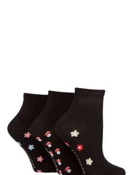 Women's 3 Pair Plain and Patterned Bamboo Ankle Socks Patterned Sole Retro Floral 4-8 Ladies - Multi Coloured - Size: Small - SockShop - FashionsVida