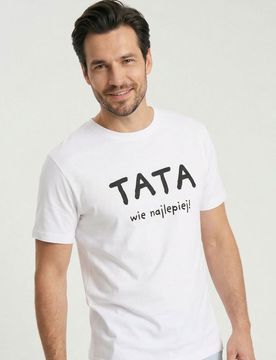 T-shirt in cotone con scritta Tata Wie Najlepiej - bianco