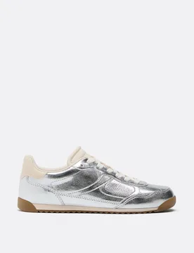 Zapatillas mit Metallic-Effekt SILBER 35 - Stradivarius - FashionsVida