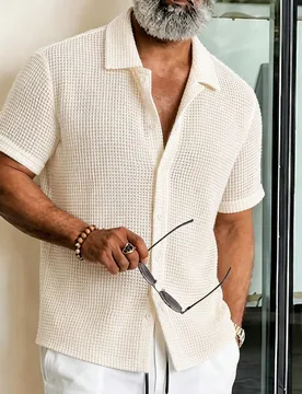 Camisa casual de unicolor con textura para hombres de talla grande, camisa de manga corta para hombres de talla grande - Shein - FashionsVida