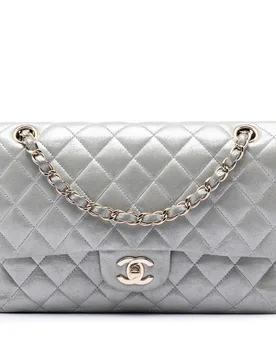 Medium Classic Iridescent Lambskin Double Flap - Chanel - FashionsVida