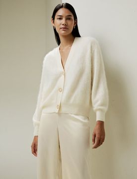 Cardigan En Cachemire Technique De Brossage Japonaise 100% Cachemire Brossé Élégance Intemporelle Et Style Sophistiqué S