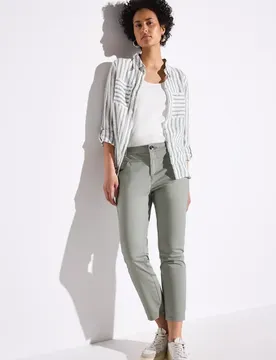 Satinhose female Grün