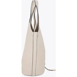 Shopper efecto piel con tira mini tachas