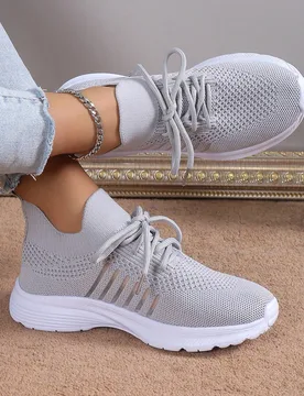 Zapatillas de running ligeras y transpirables de malla para mujer, cómodas zapatillas deportivas de golf de caña baja con suela gruesa, zapatillas d - Shein - FashionsVida