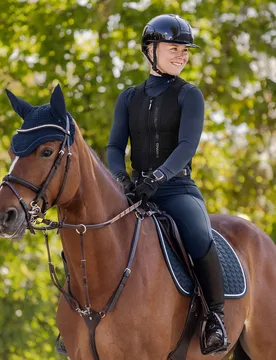 Rückenprotektor P24 Pro für Erwachsene schwarz ES - Swing - FashionsVida