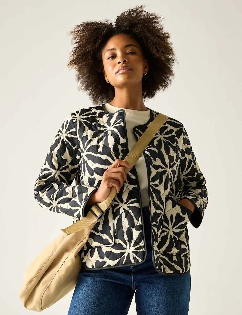 Mira Floral Oversized Puffer Jacket Beige Mix female - Regatta - FashionsVida