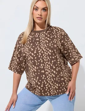 Women's Deer Print T-Shirt in Brown Size: 22-24 - Brown - Size: 22-24 - Yours - FashionsVida