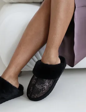 Wheres Womens 'Cassia' Snake Print Mule Slippers With Faux Fur Trim - Black - Size Uk 8 - Where's That From - FashionsVida