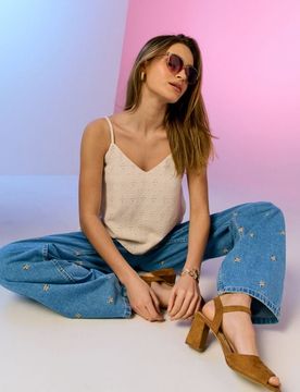 Top in pizzo con spalline sottili - nude