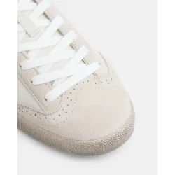 Zapatillas de hombre desgastada