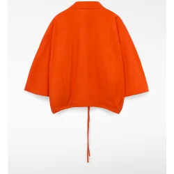 Camisa de mujer corte boxy con bajo ajustable en algodón