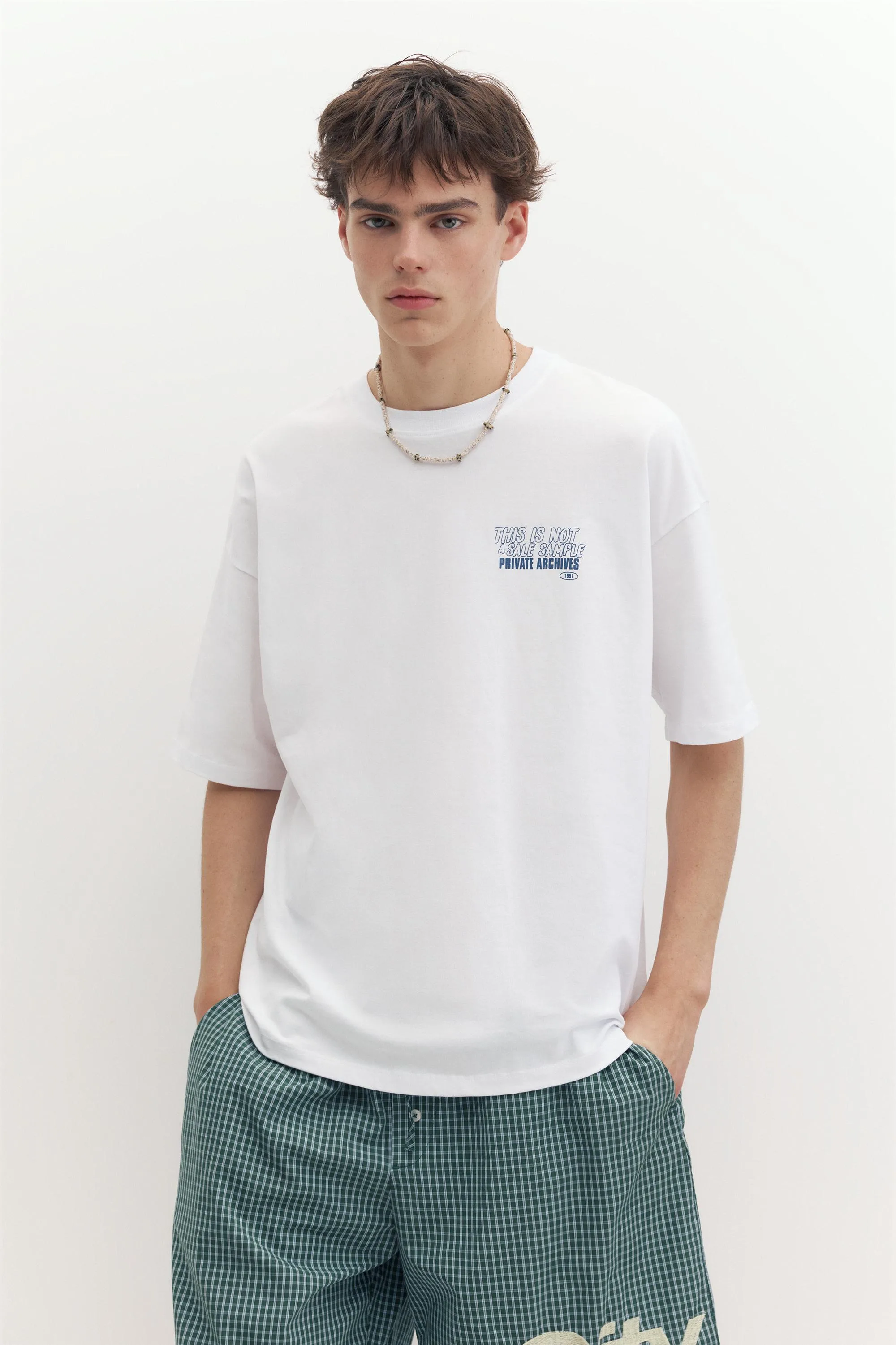 Stwd Private Archives Graphic T-Shirt (Size: ) - Pull&bear - FashionsVida