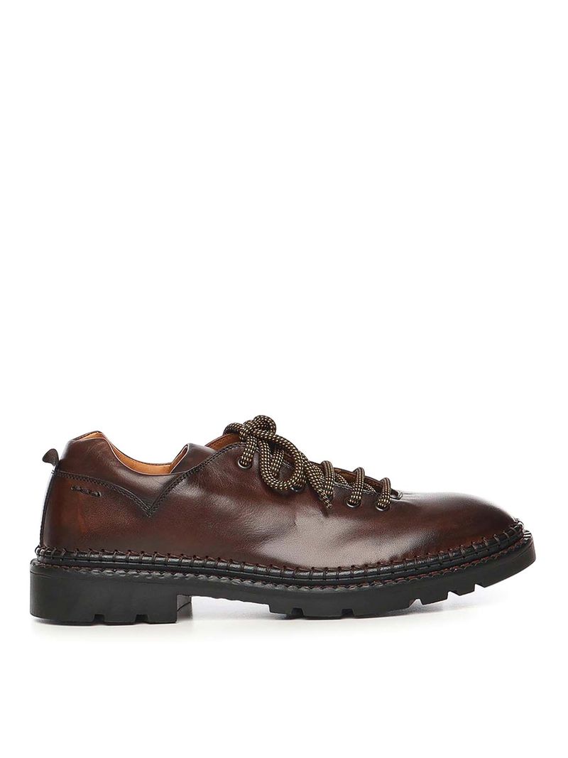 Scarpe stringate in pelle