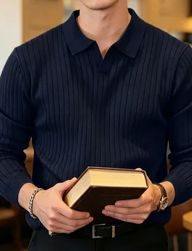 Camisa polo de punto de manga larga delgada y holgada con rayas para hombre ALTZTAR, minimalista y de moda para el uso diario, primavera y otoño - Shein - FashionsVida