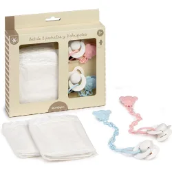 Set de chupetes y pañales muñeco bebé