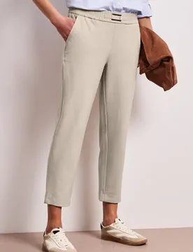 Mid Waist Slim Leg Hose mit Schnalle female Beige