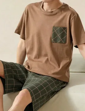 Conjunto de pijama de 2 piezas para hombre, color liso, casual, holgado, minimalista, con bolsillo, cuello redondo, manga corta y pantalones cortos a - Shein - FashionsVida