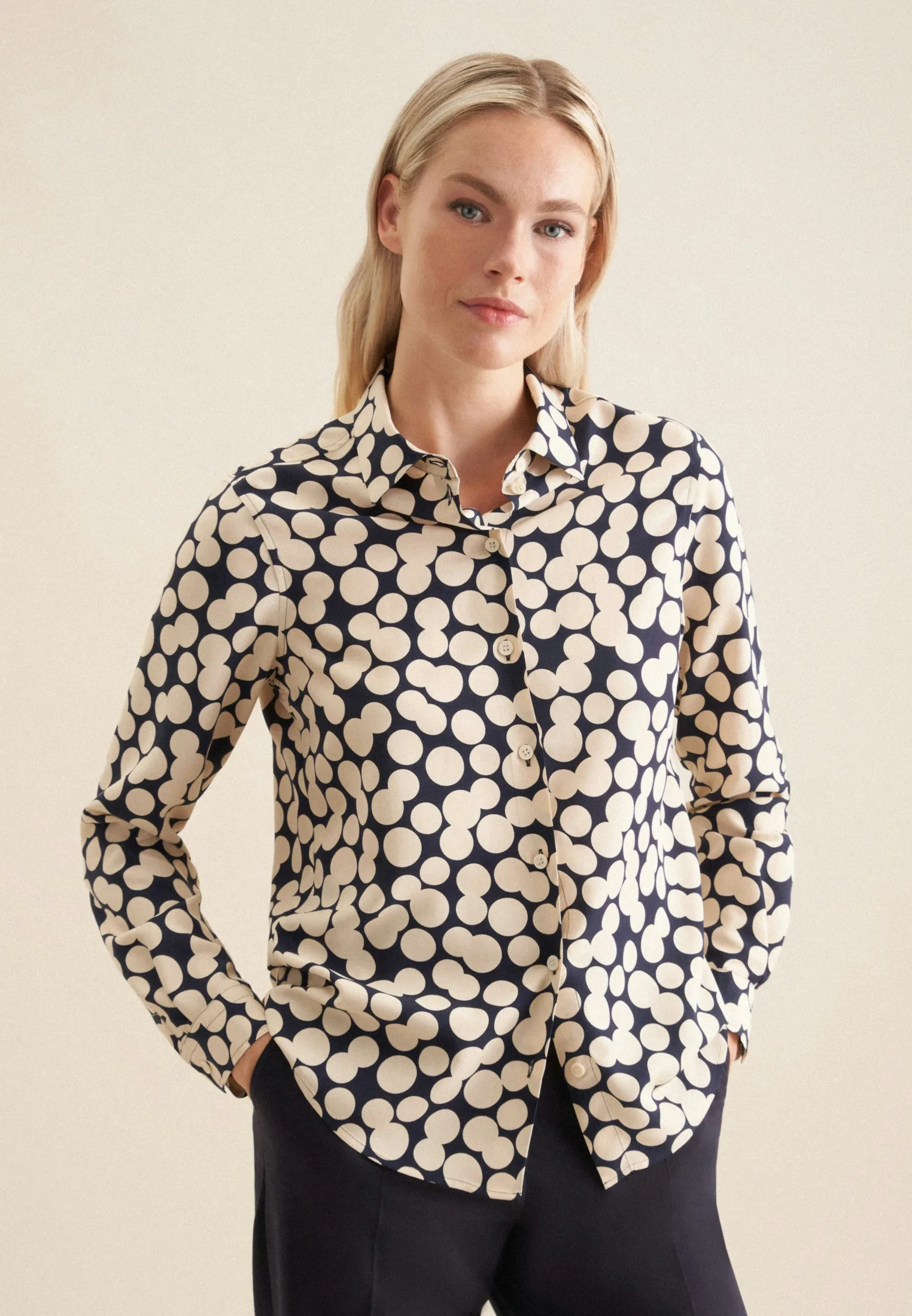Hemdbluse aus Viskose regular fir Blau 36 - Seidensticker.com - FashionsVida