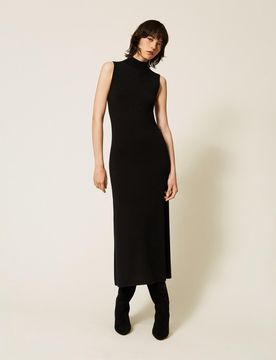 Robe longue en maille avec détails au crochet