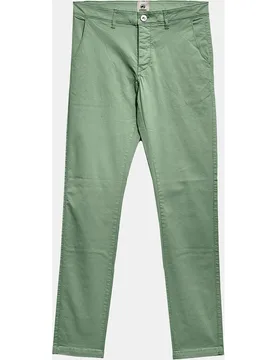Pantalón chino de hombre, en tejido de sarga - Altonadock - FashionsVida