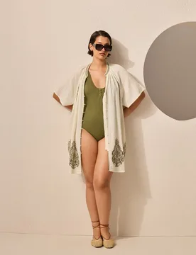 Vestido largo con detalles bordados - Couchel - FashionsVida
