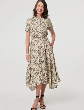 Printed Short Sleeve Shirred Midi Dress - Green - Size: 8 - Izabel London - FashionsVida