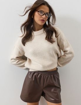 Pantaloncini in eco pelle - marrone