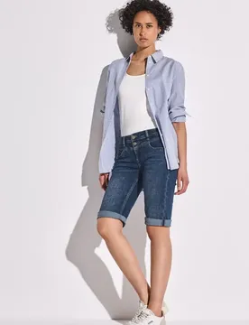 Bermuda Jeans female Blau