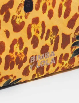 Neceser pequeño nylon leopard palms - Bimba y Lola - FashionsVida